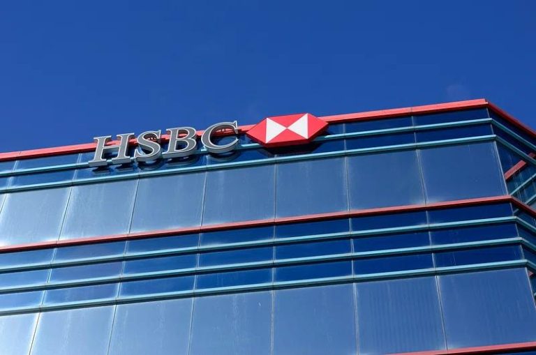 HSBC's Sustainability Chief Resigns Amid Management Reshuffle